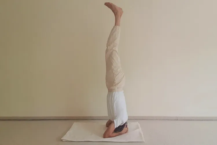 Beitragsbild Sirshasana - der Kopfstand